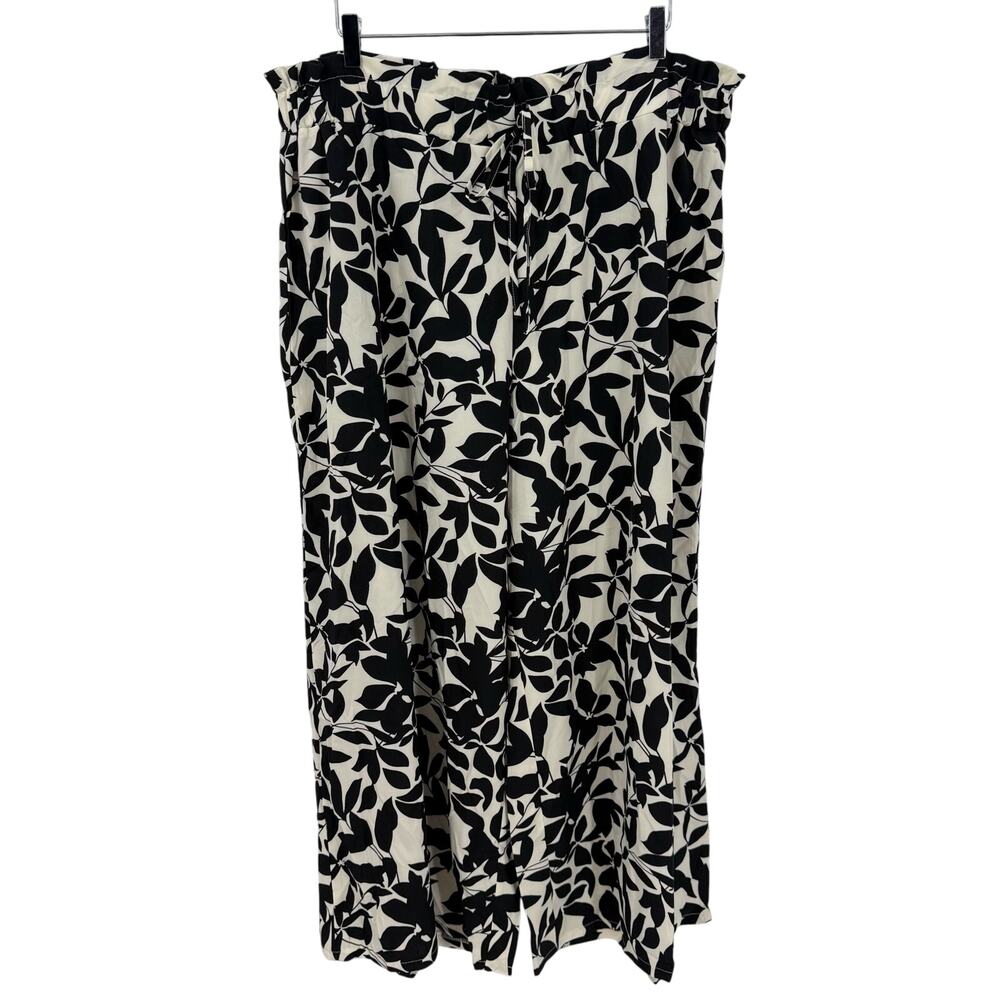 Shein Curve Plus Size 4x Black & White Floral Wid… - image 1